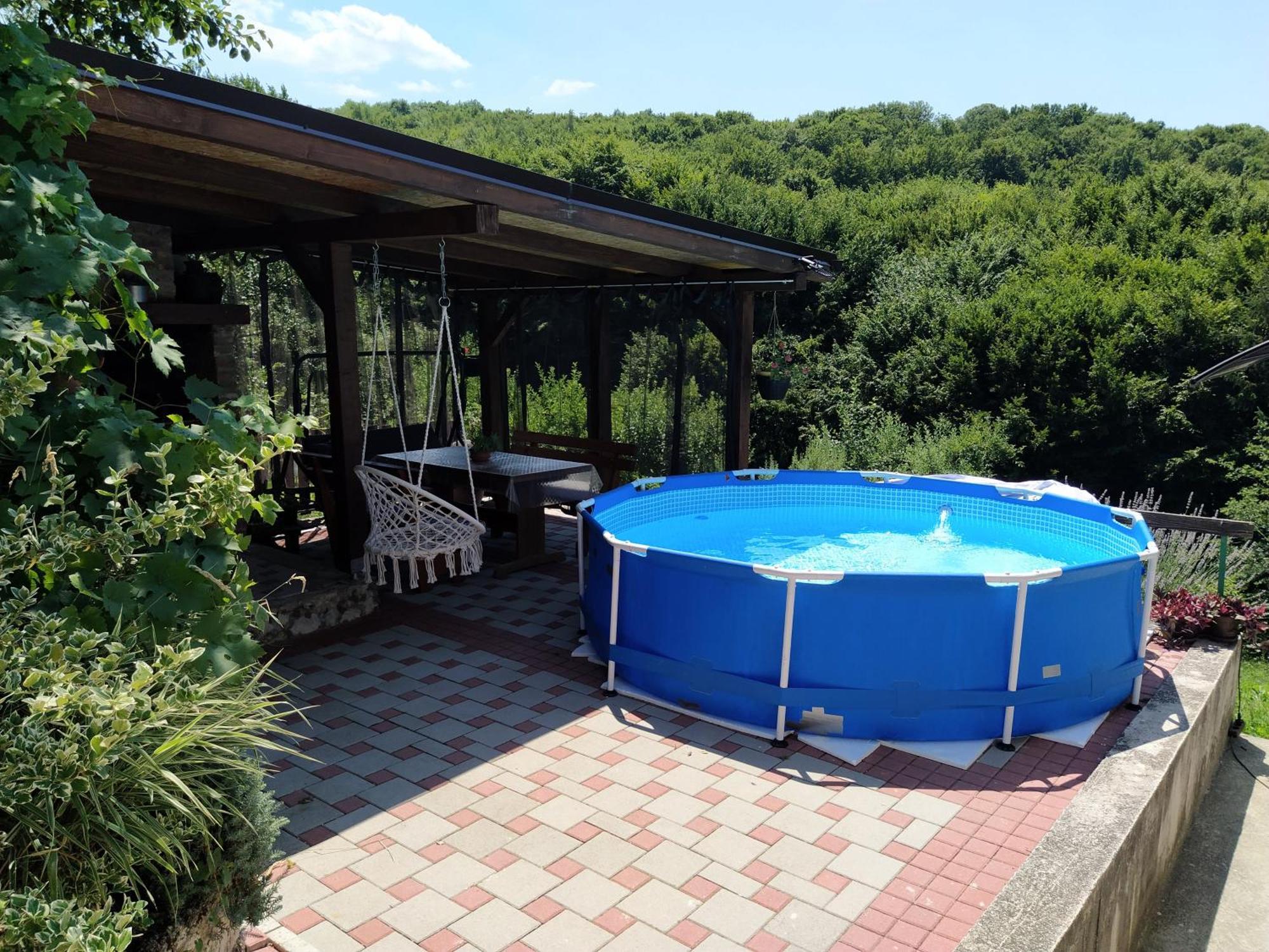 Guest House Bee Visoko Extérieur photo